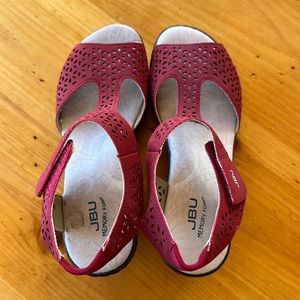 New without tags JBU shoes
